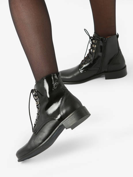 Boots En Cuir Rock and rose Noir accessoires CV5404 vue secondaire 2